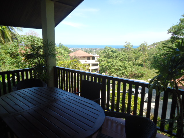 Chaweng Hills, front balcony